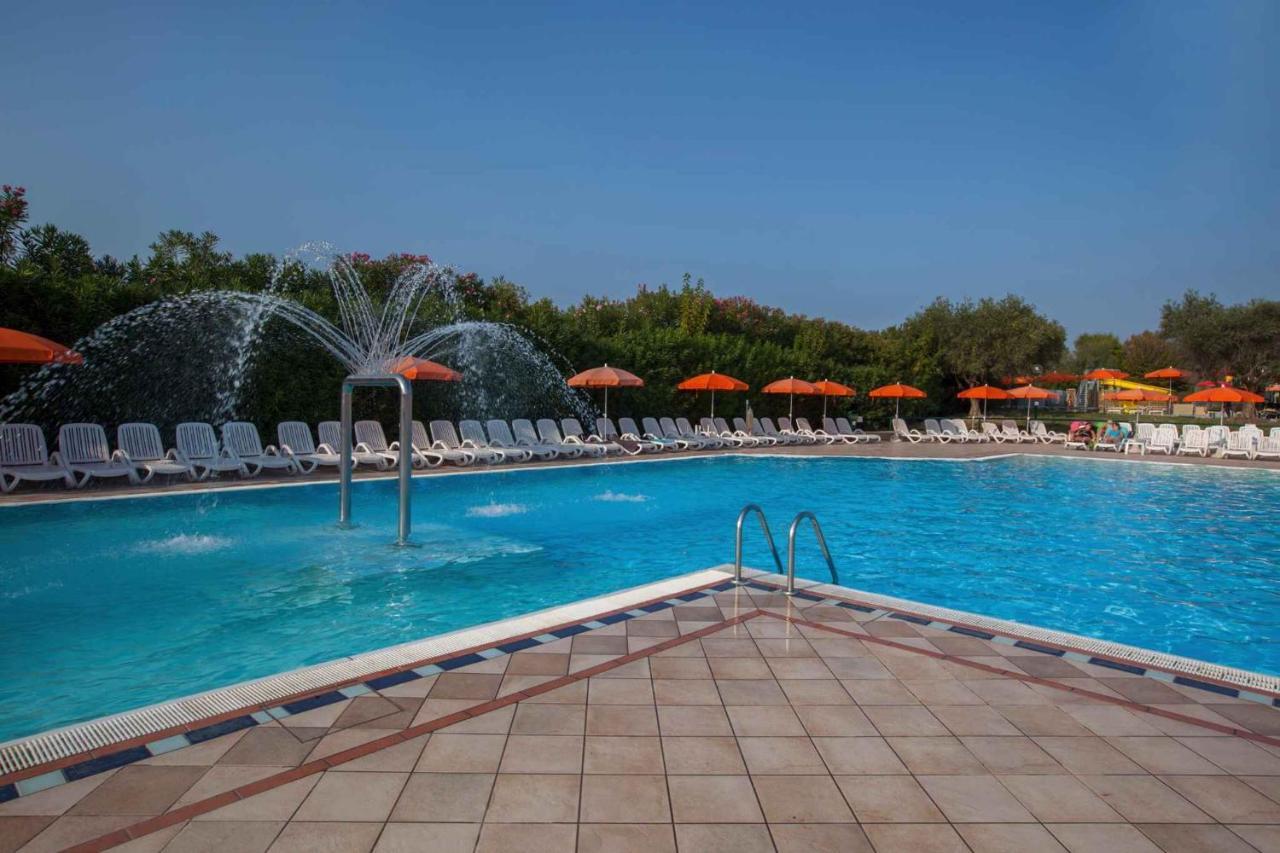Holiday Homes In Sirmione/Gardasee 22174 ภายนอก รูปภาพ